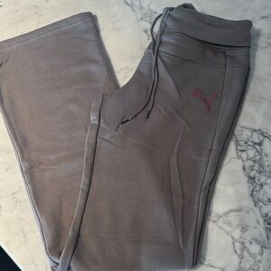 Puma Women’s Cloudburst Sweatpants Gray Pink Logo Small NWT